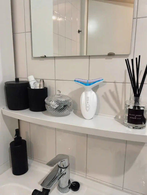 Customer using Foldevra