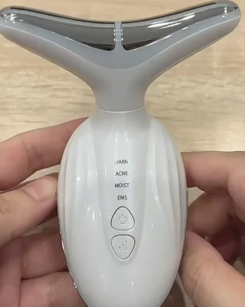 Customer using Foldevra